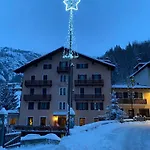 Centrale Hotel 3*