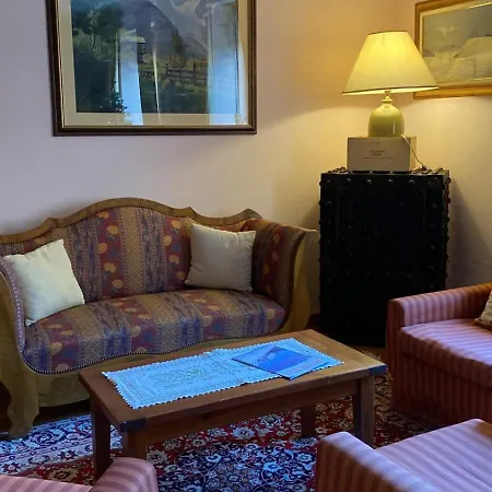 Centrale Hotel 3*