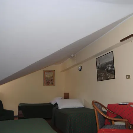 Centrale 3* Κουρμαγιέρ