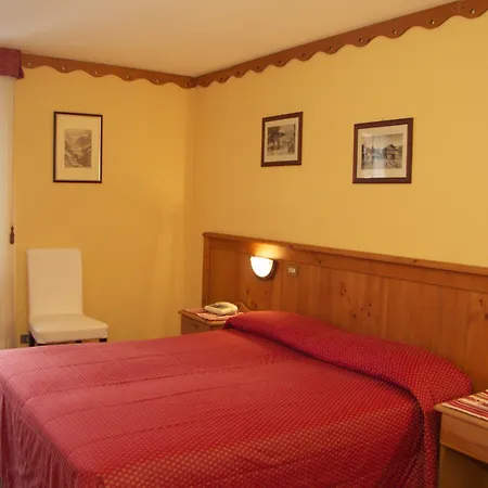 Centrale 3* Κουρμαγιέρ