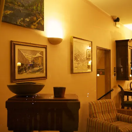 チェントラーレ ホテル