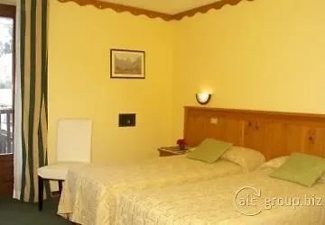 Centrale Hotel 3*