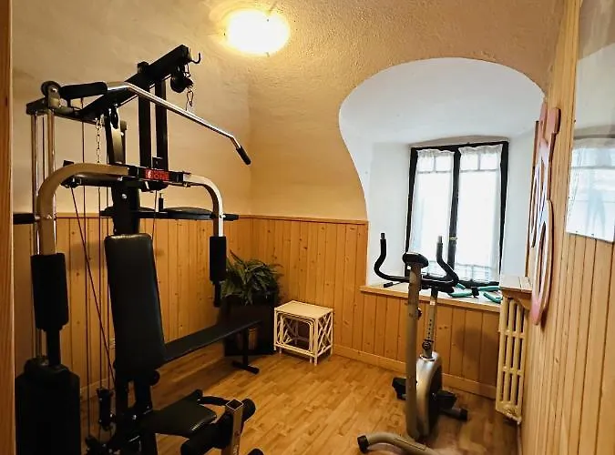 Centrale فندق كورمايور